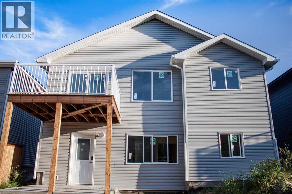 Property at 161 Rivergrove Chase W image 2