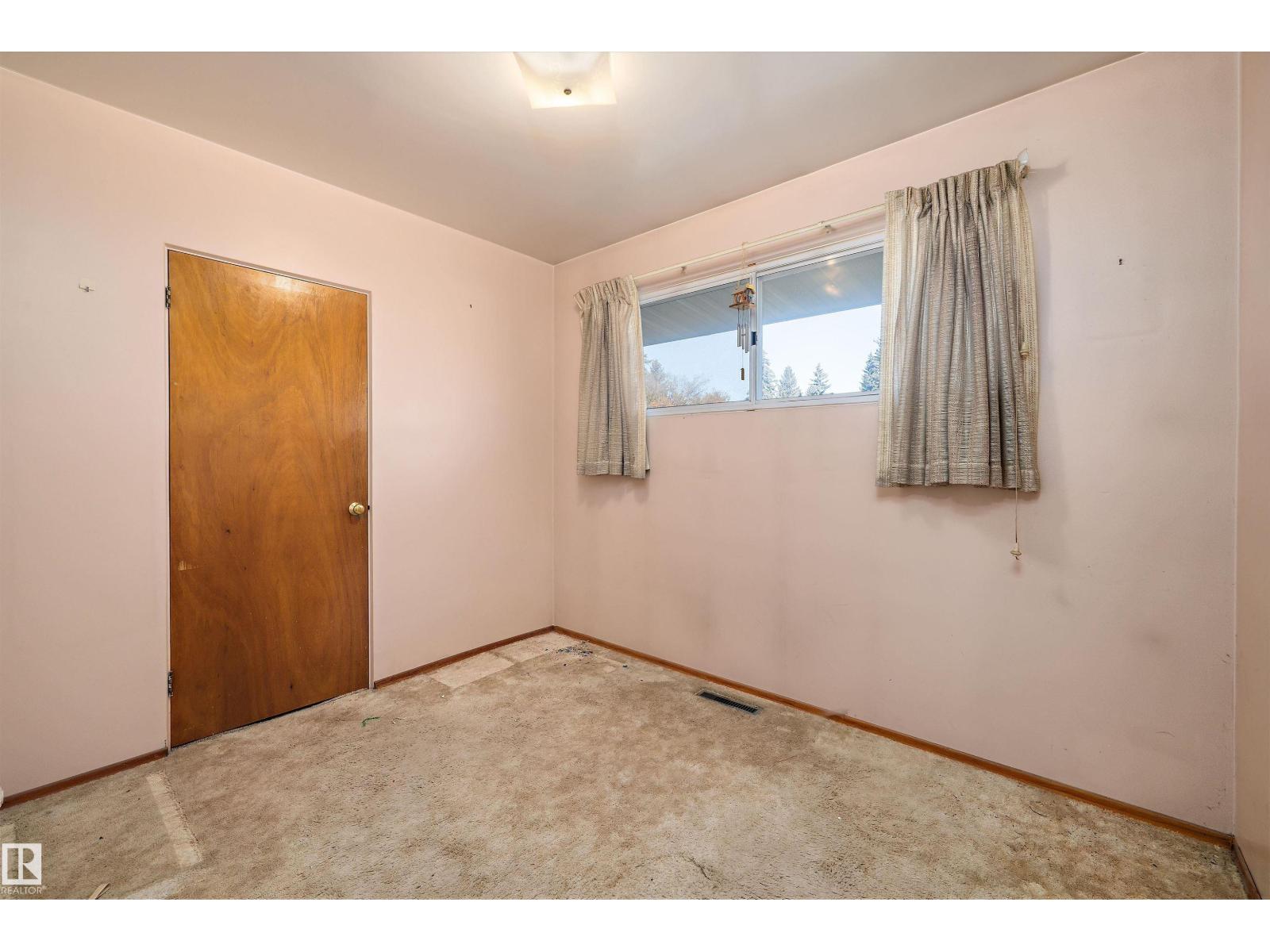 13711 133 Av Nw, Edmonton, Alberta  T5L 3T3 - Photo 18 - E4462544