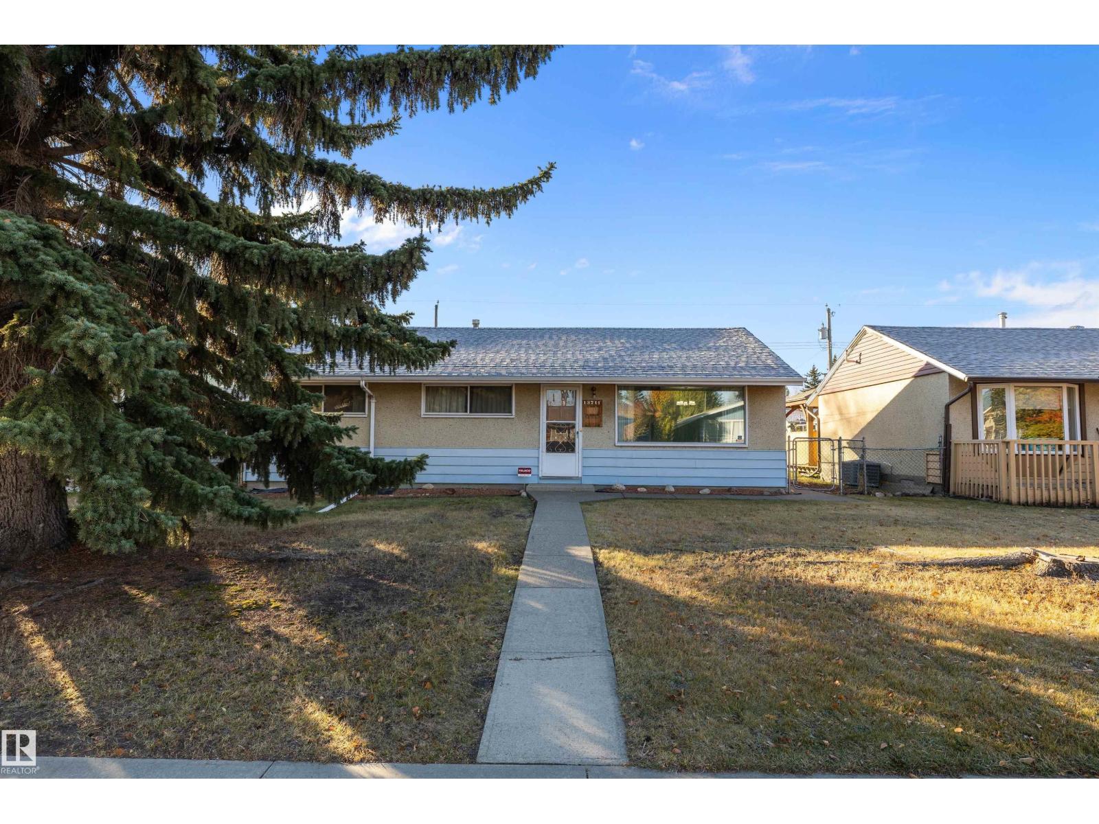 13711 133 AV NW, edmonton, Alberta