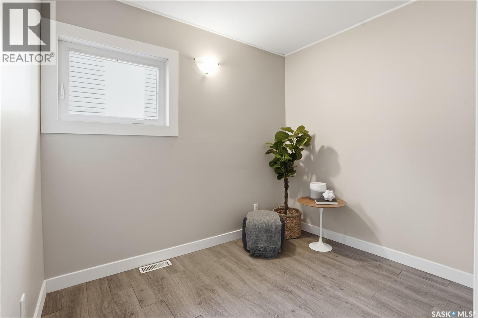 3 Minto Place, Saskatoon, Saskatchewan  S7L 1C4 - Photo 32 - SK021128