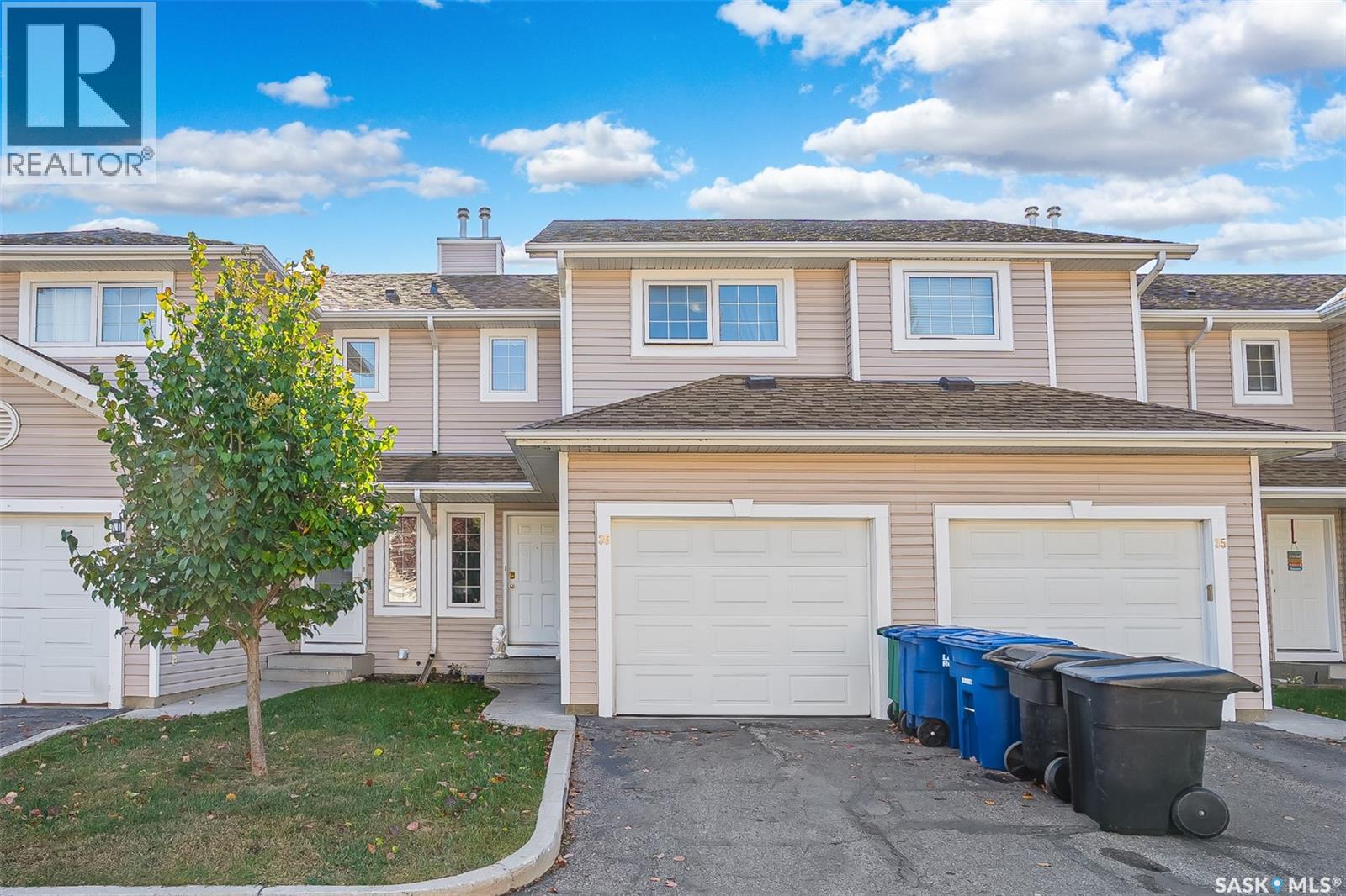36 215 Pinehouse DRIVE, Saskatoon, Saskatchewan