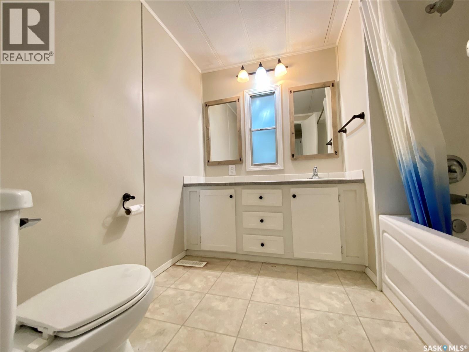 305 Allan Avenue, Saltcoats, Saskatchewan  S0A 3R0 - Photo 13 - SK021017