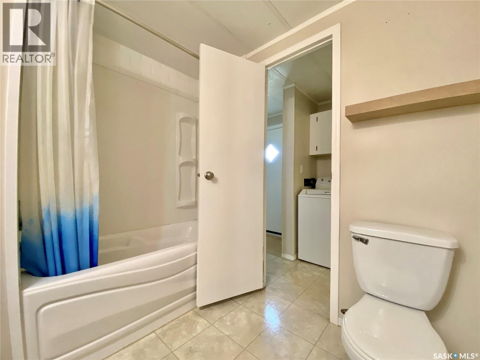 305 Allan Avenue, Saltcoats, Saskatchewan  S0A 3R0 - Photo 14 - SK021017