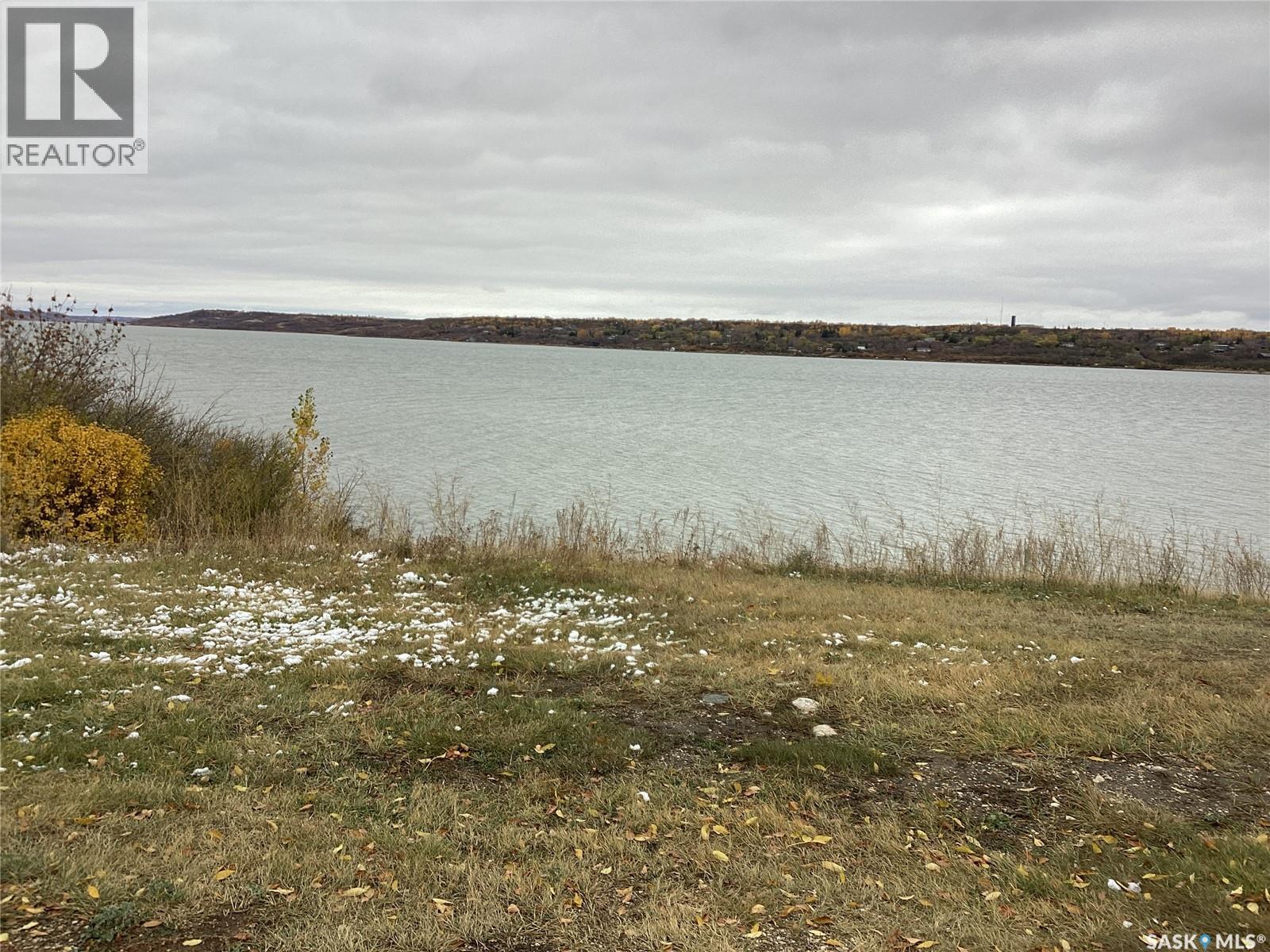 704 Grove Avenue, Saskatchewan Beach, Saskatchewan  S0G 4L0 - Photo 4 - SK021007
