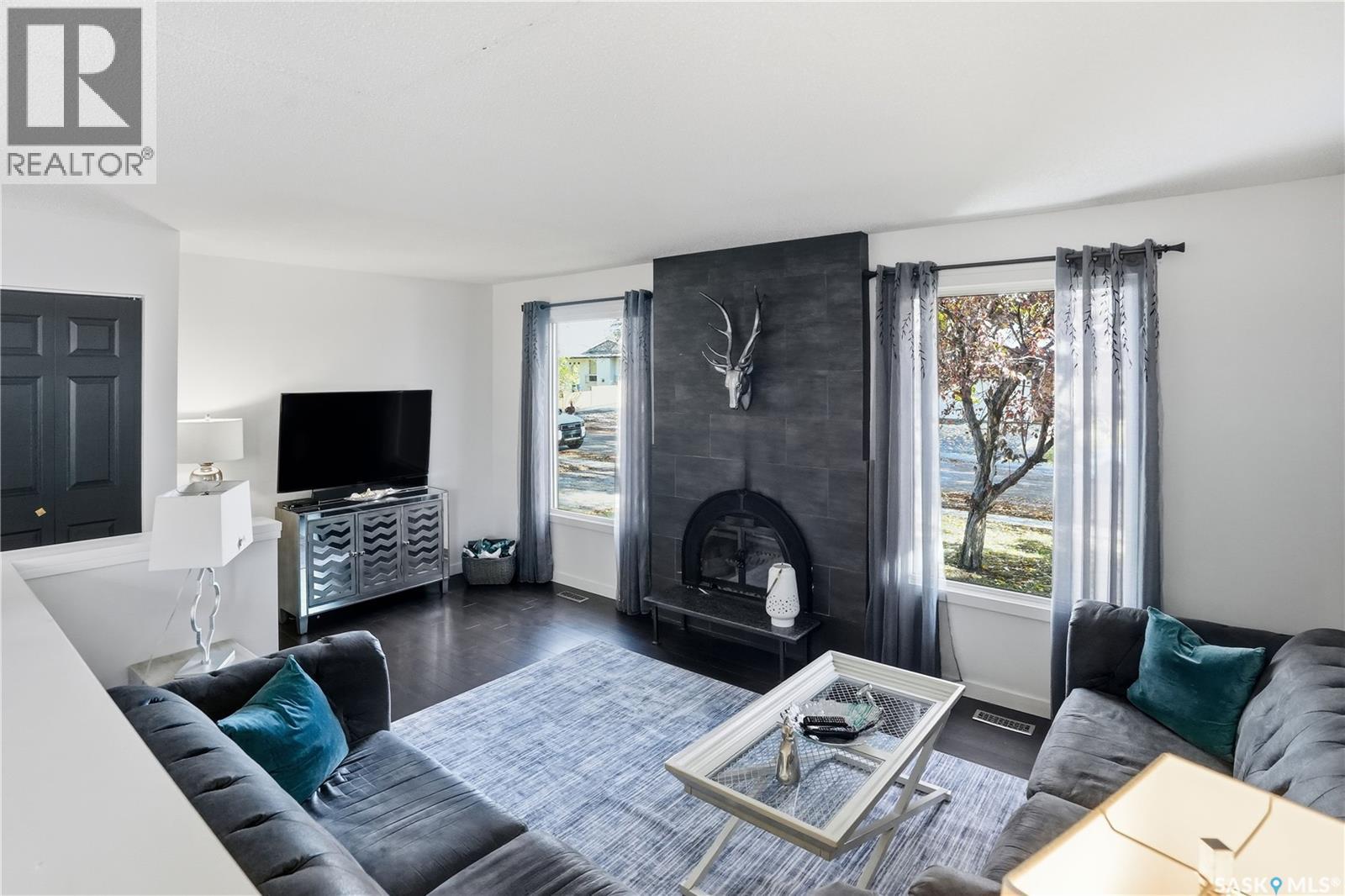 56 Jackson Bay, Regina, Saskatchewan  S4R 6T8 - Photo 17 - SK021000