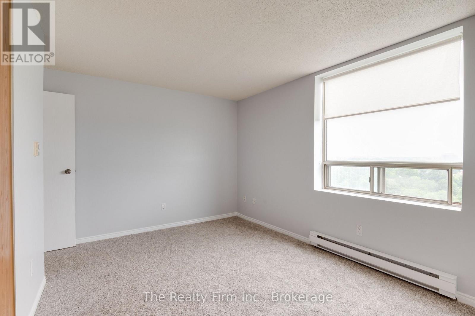 1515 - 45 Pond Mills Road, London South, Ontario  N5Z 4W5 - Photo 17 - X12390798