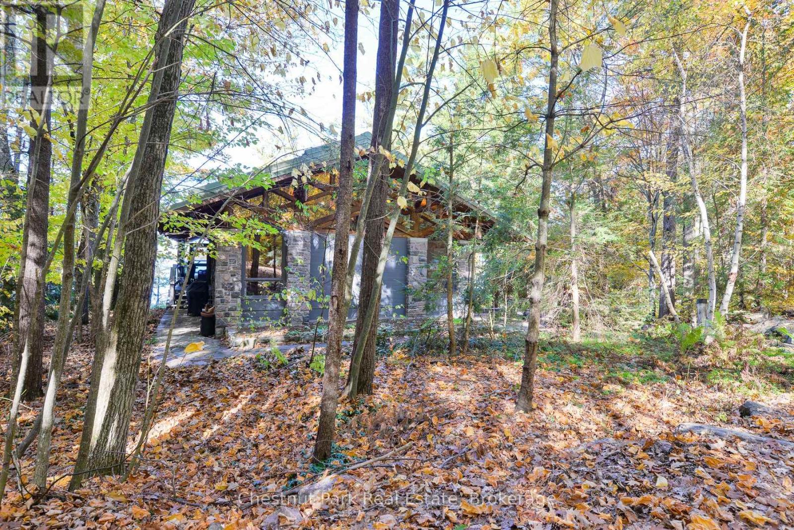 1024 Neals Road, Muskoka Lakes, Ontario  P0C 1M0 - Photo 44 - X12468571