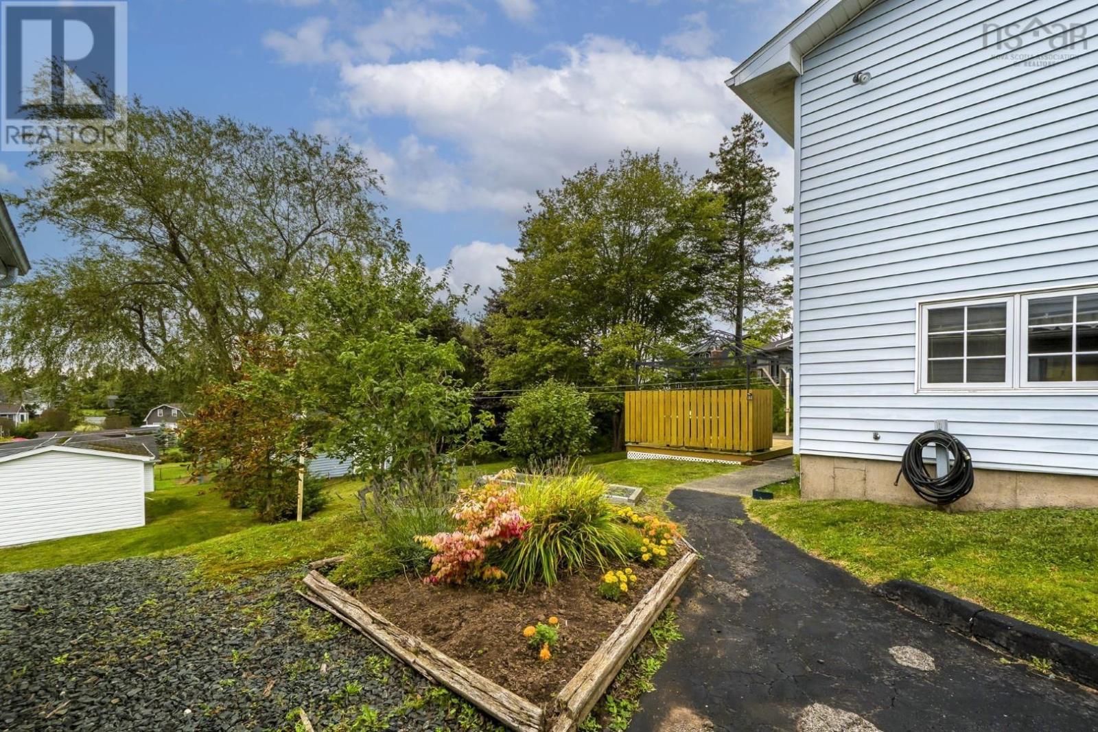 70 Fiddlers Green, Dartmouth, Nova Scotia  B2V 1Z4 - Photo 37 - 202526065