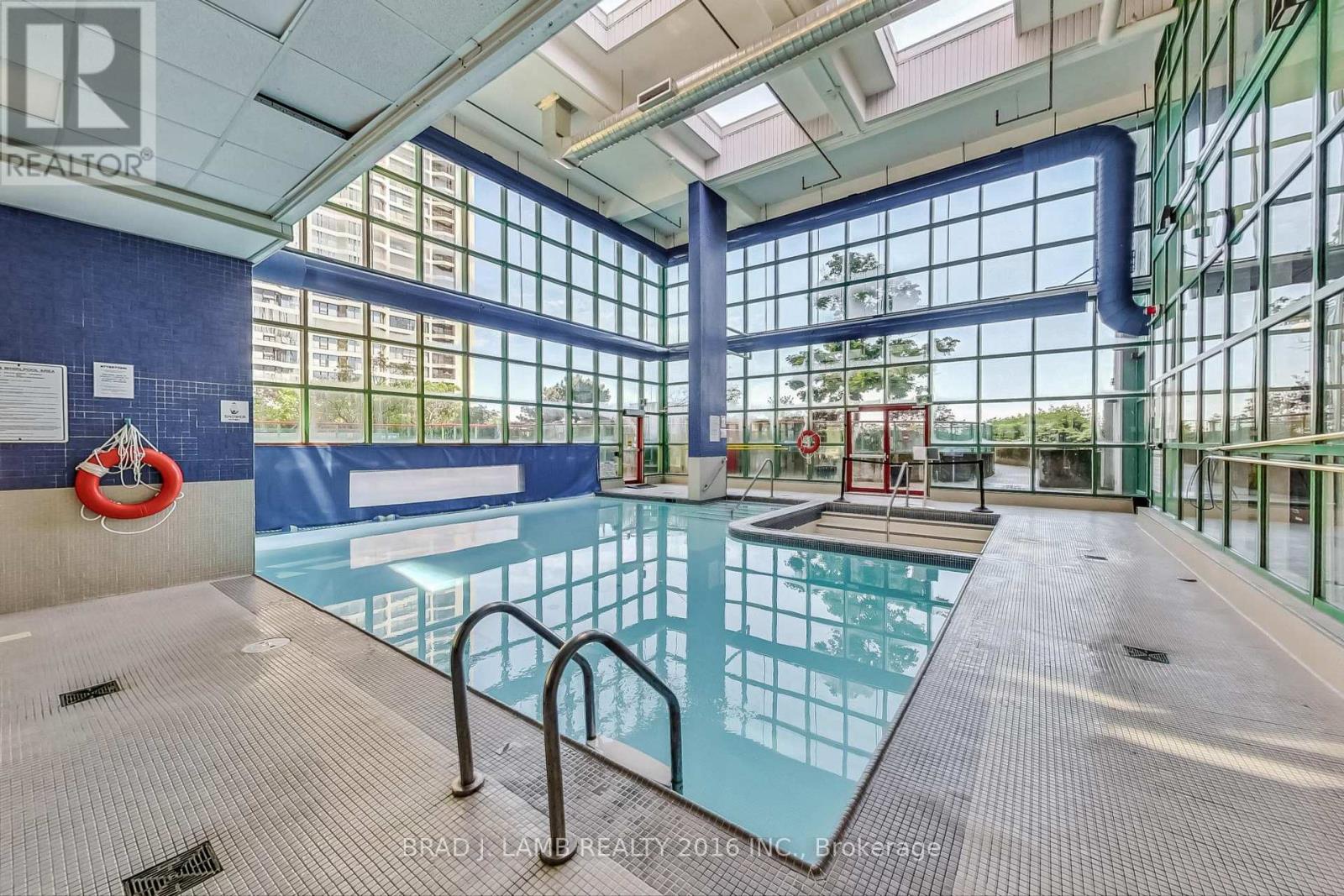 2911 - 99 Harbour Square, Toronto, Ontario  M5J 2H2 - Photo 17 - C12468919