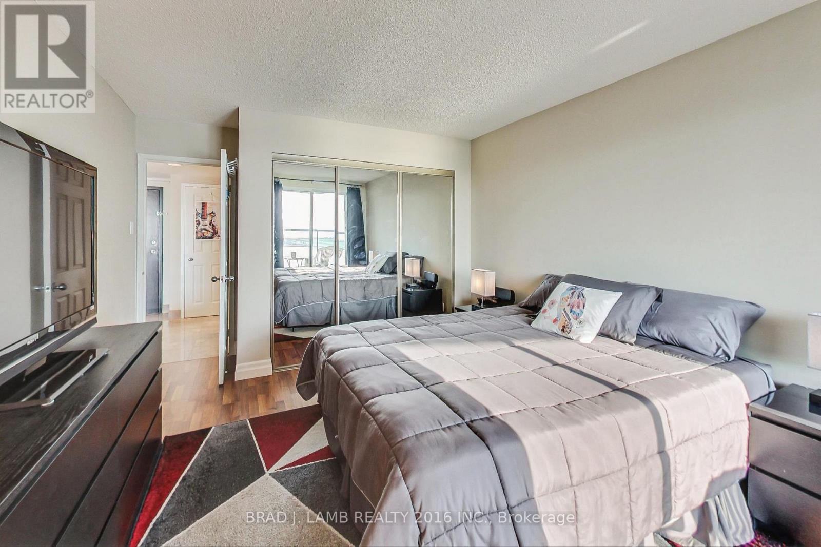 2911 - 99 Harbour Square, Toronto, Ontario  M5J 2H2 - Photo 8 - C12468919