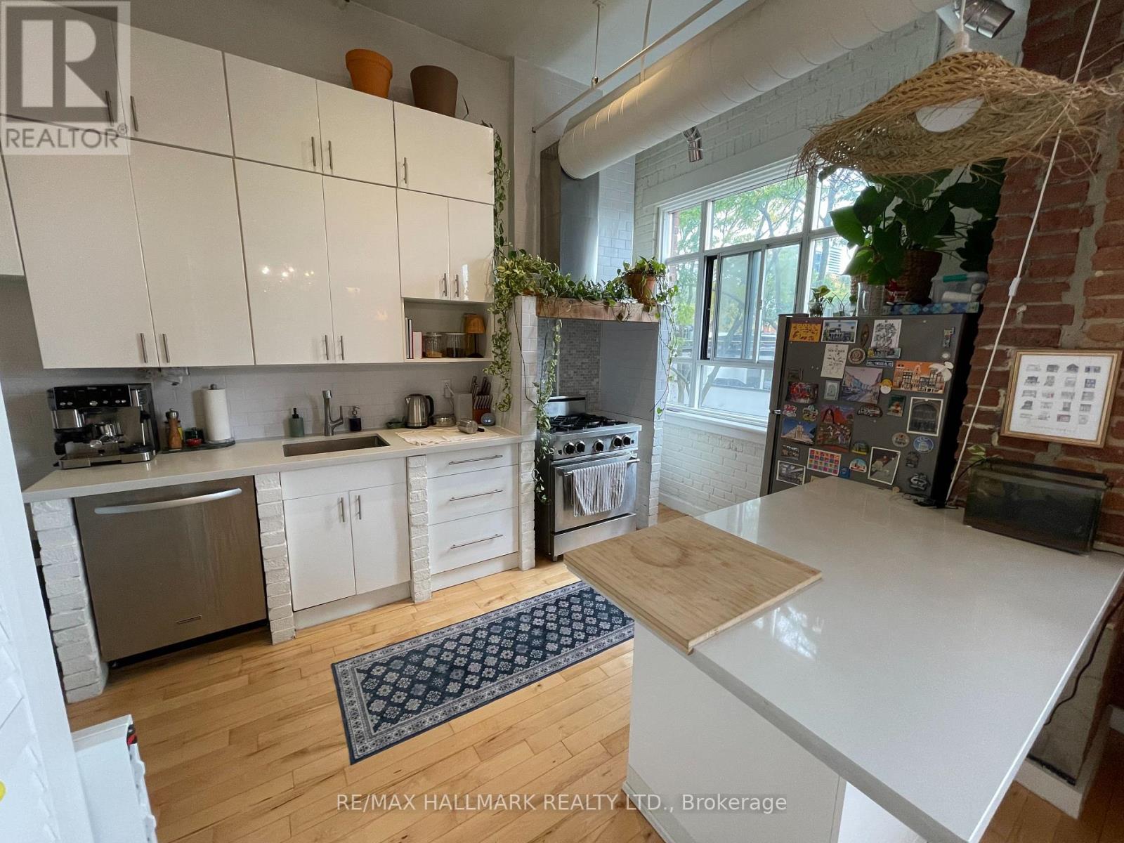 304 - 426 Queen Street E, Toronto, Ontario  M5A 1T4 - Photo 4 - C12468957