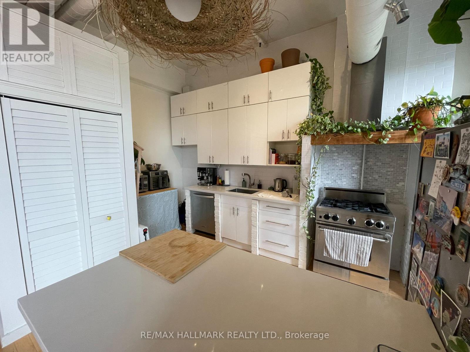 304 - 426 Queen Street E, Toronto, Ontario  M5A 1T4 - Photo 5 - C12468957