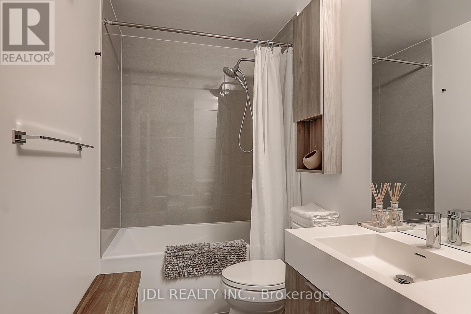 918 - 60 Tannery Road, Toronto, Ontario  M5A 0S8 - Photo 14 - C12468991
