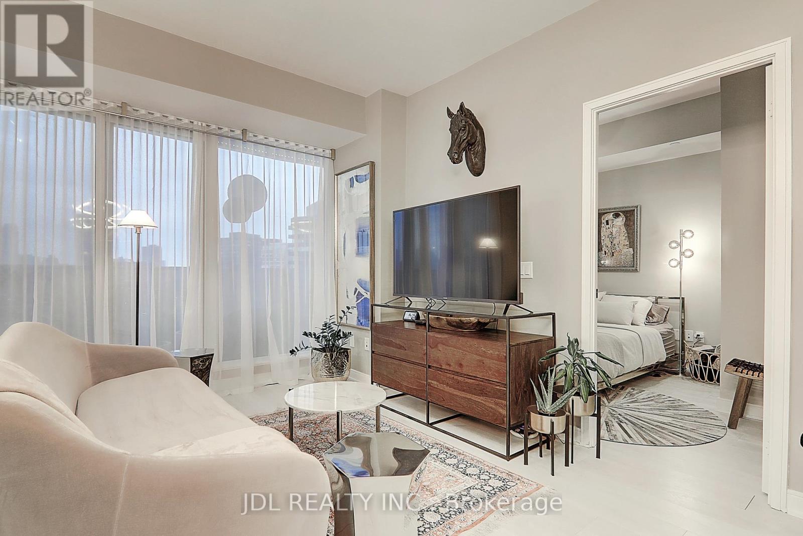 918 - 60 Tannery Road, Toronto, Ontario  M5A 0S8 - Photo 19 - C12468991