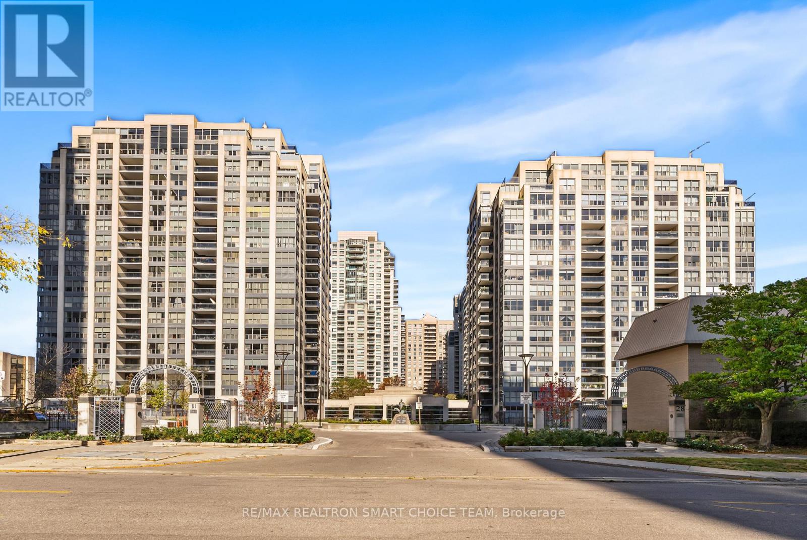 1211 - 28 Hollywood Avenue, Toronto, Ontario  M2N 6S4 - Photo 2 - C12469037