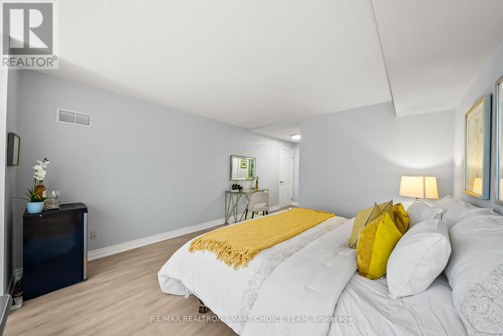 1211 - 28 Hollywood Avenue, Toronto, Ontario  M2N 6S4 - Photo 30 - C12469037