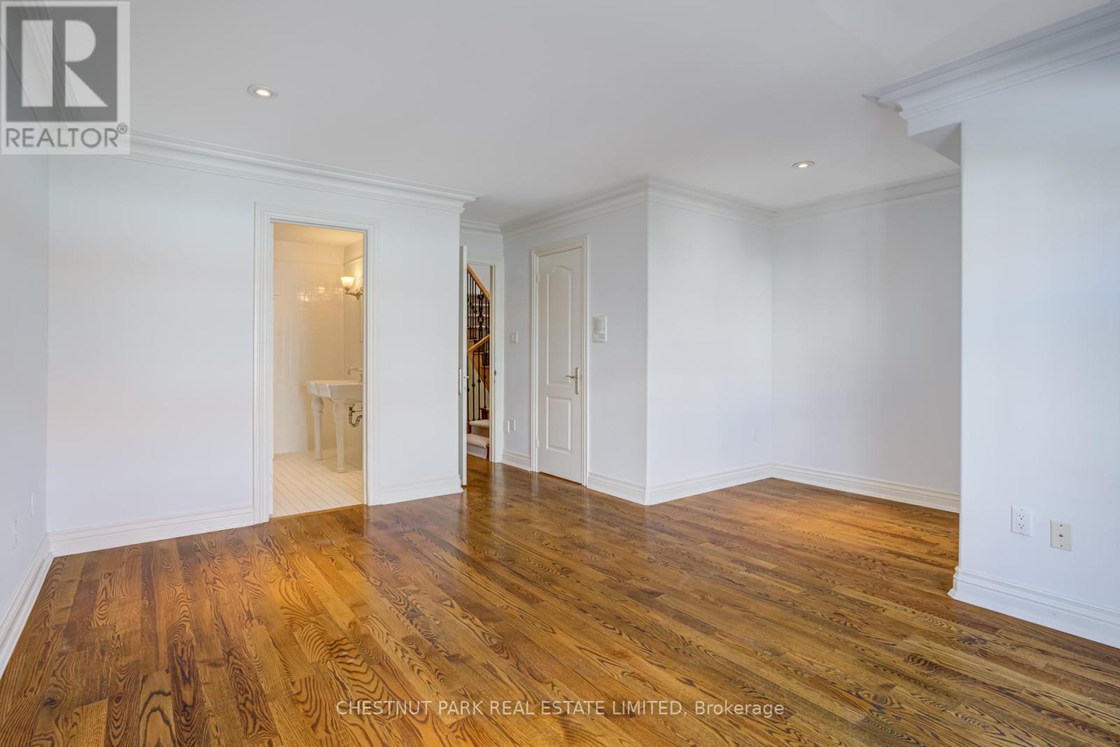 17a Alcorn Avenue, Toronto, Ontario  M4V 1E5 - Photo 14 - C12469057