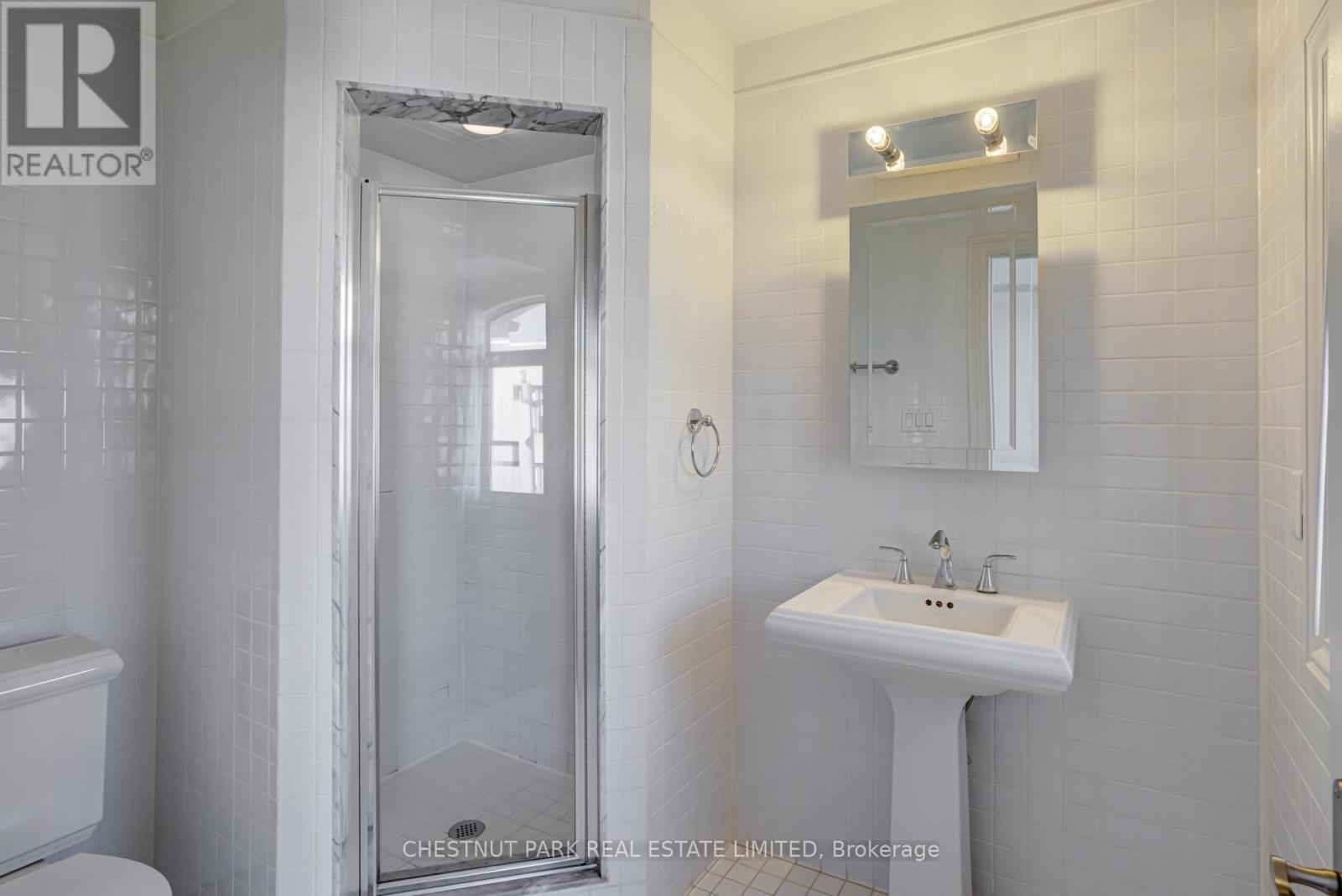 17a Alcorn Avenue, Toronto, Ontario  M4V 1E5 - Photo 24 - C12469057