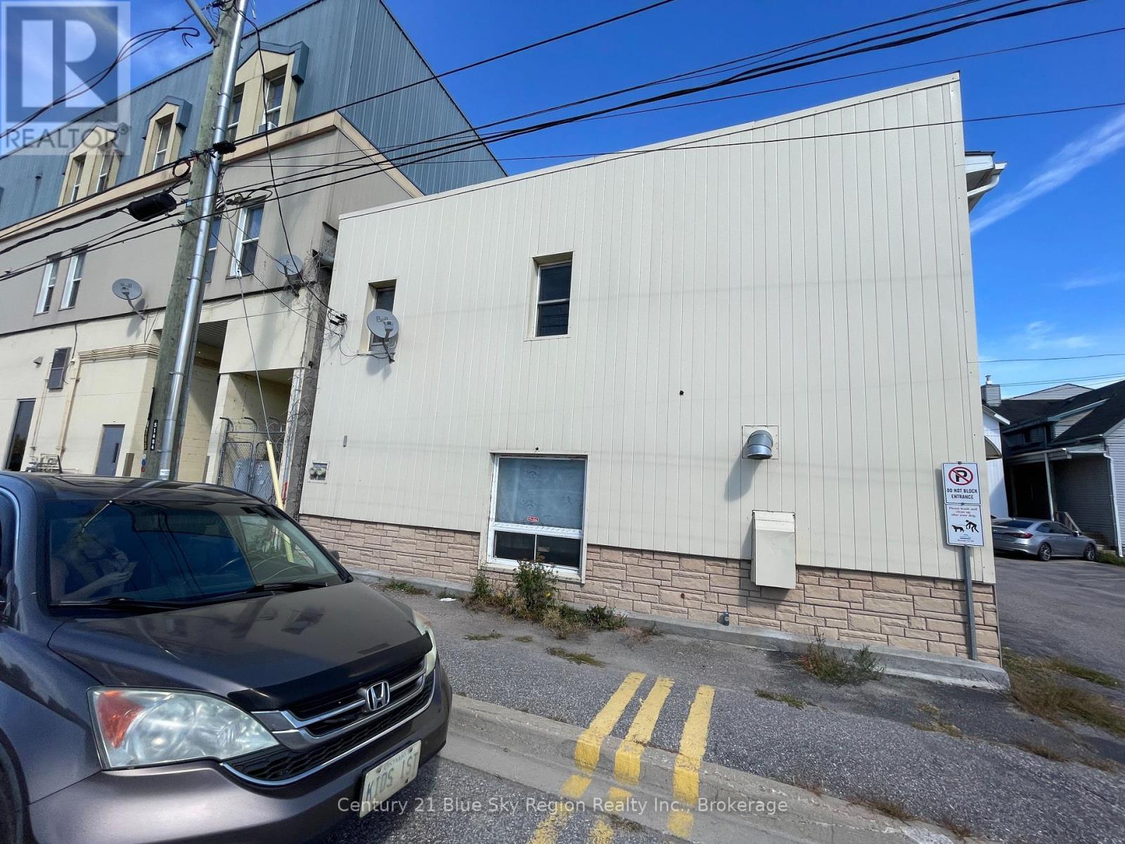 415/423 Main Street E, North Bay, Ontario P1B 1B6 - Photo 6 - X12469074