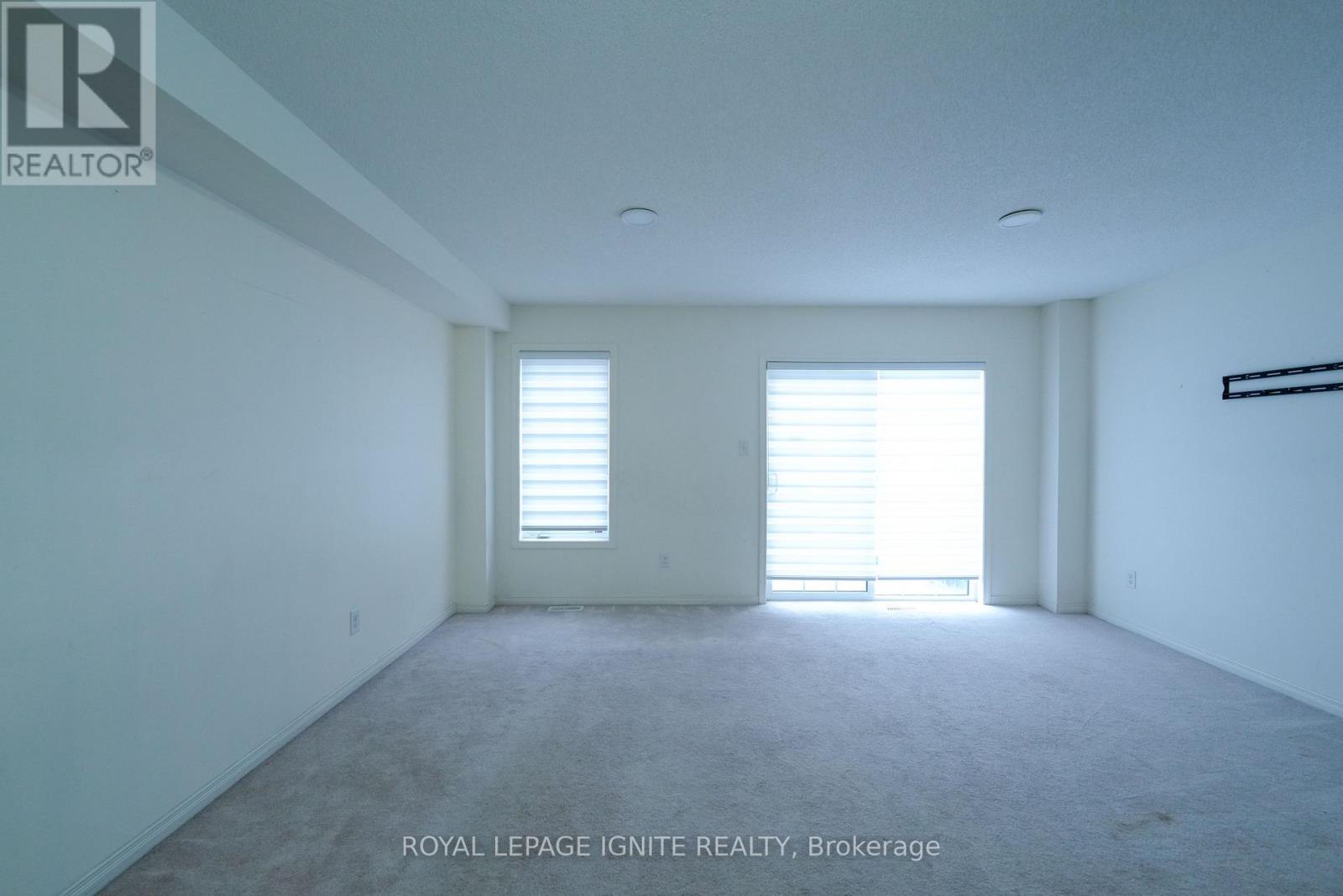 36 Carmilleri Road, Ajax, Ontario  L1Z 0T2 - Photo 8 - E12468952