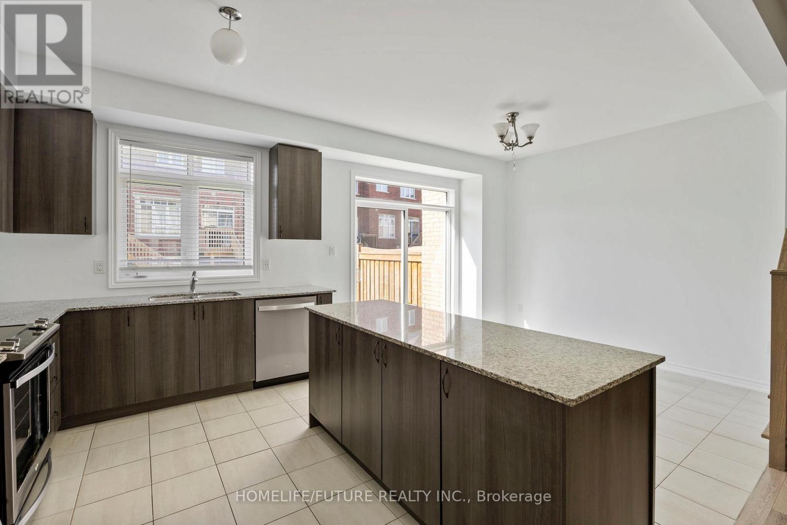10 Brent Crescent, Clarington, Ontario  L1C 0V9 - Photo 13 - E12469022