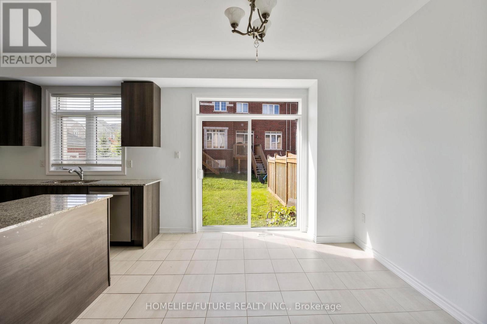10 Brent Crescent, Clarington, Ontario  L1C 0V9 - Photo 17 - E12469022
