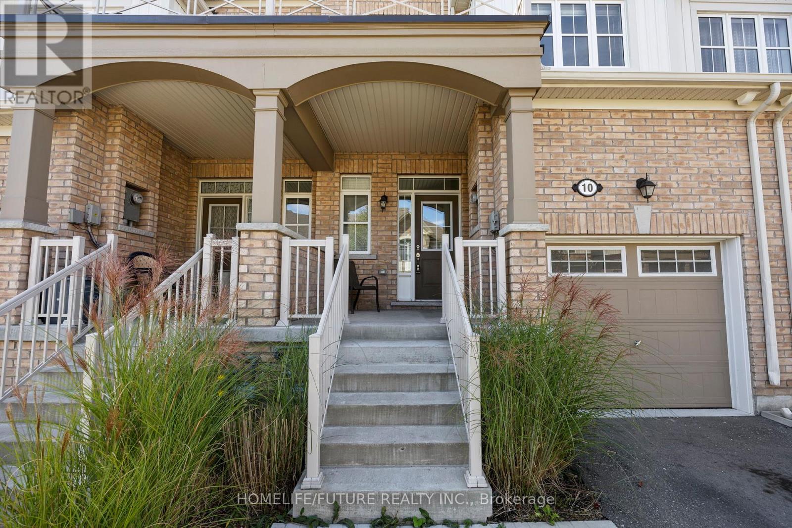 10 Brent Crescent, Clarington, Ontario  L1C 0V9 - Photo 3 - E12469022