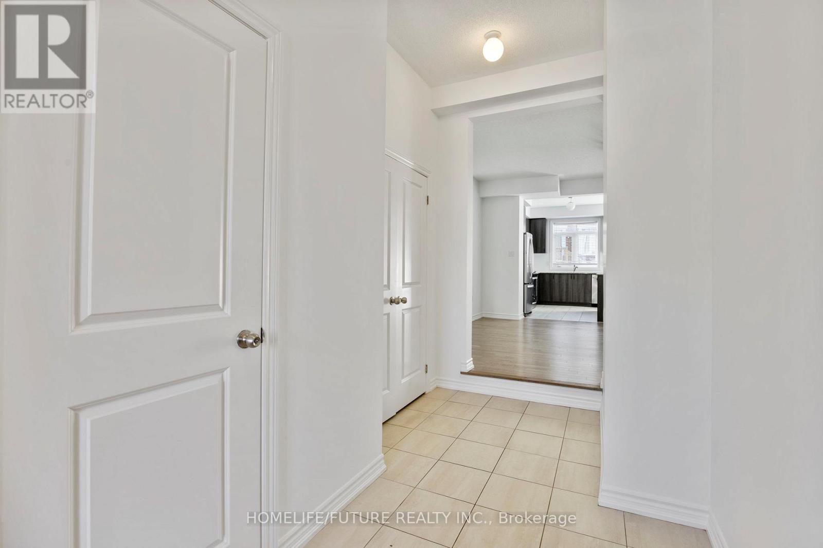 10 Brent Crescent, Clarington, Ontario  L1C 0V9 - Photo 6 - E12469022