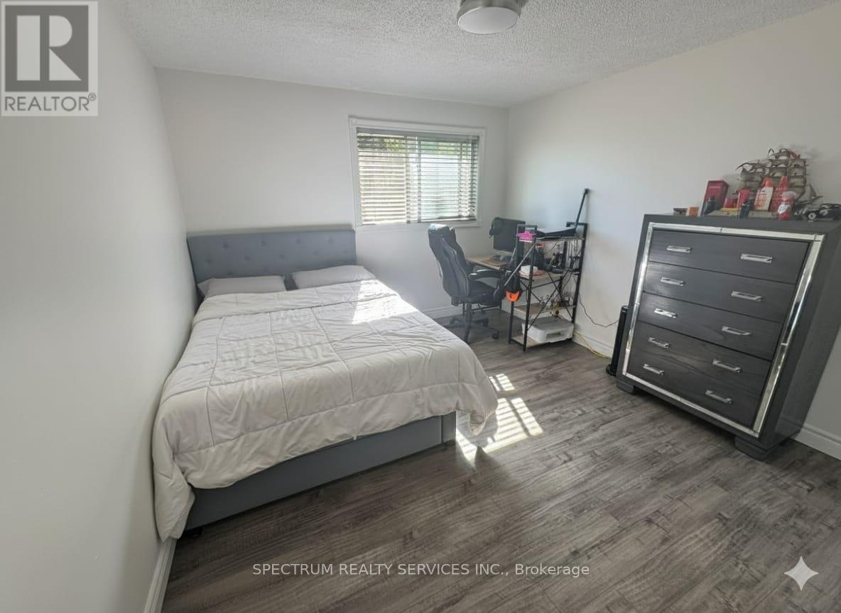 43 Mammoth Hall Trail, Toronto, Ontario  M1B 1P5 - Photo 13 - E12469053