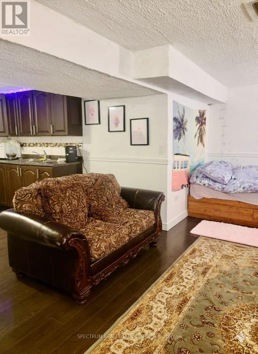 43 Mammoth Hall Trail, Toronto, Ontario  M1B 1P5 - Photo 15 - E12469053