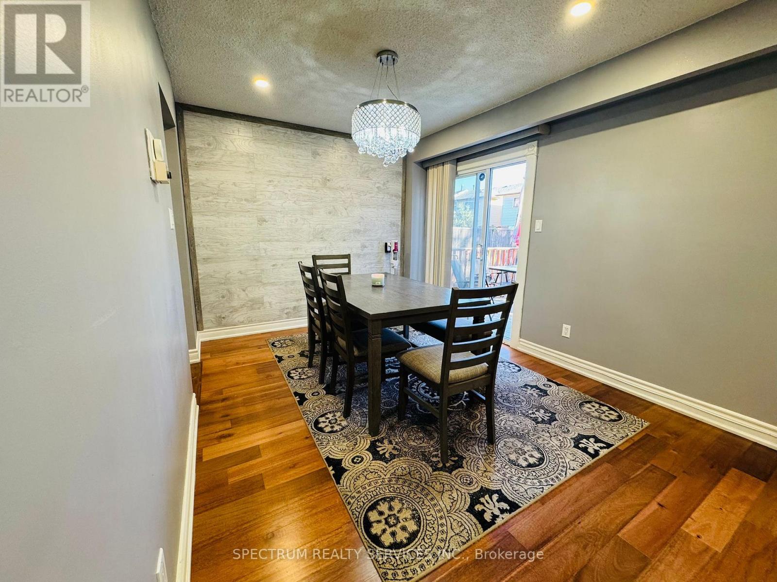 43 Mammoth Hall Trail, Toronto, Ontario  M1B 1P5 - Photo 5 - E12469053