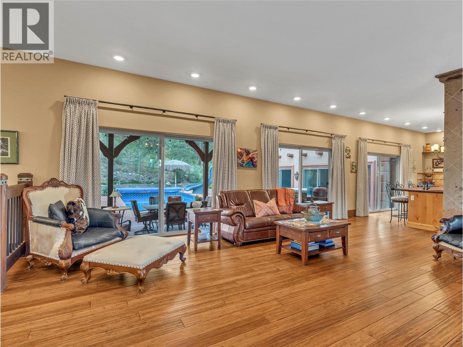 1788 WILLOWBROOK Road Oliver Photo 6