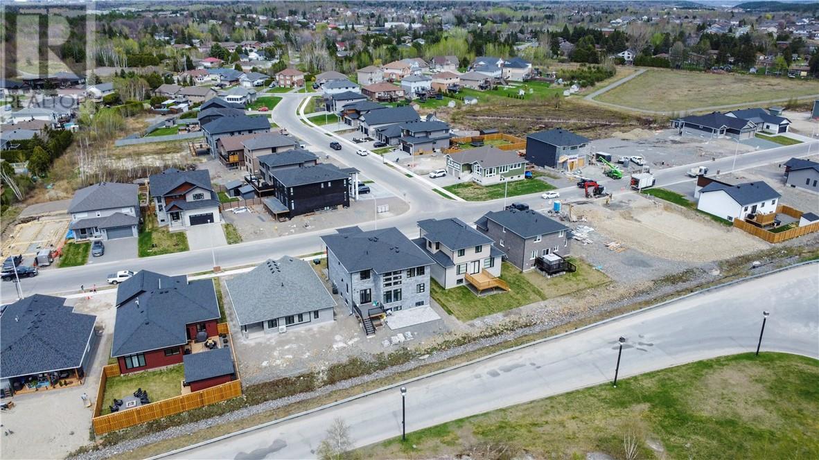 33 Teravista Way, Sudbury, Ontario  P3E 0H9 - Photo 12 - 2125285