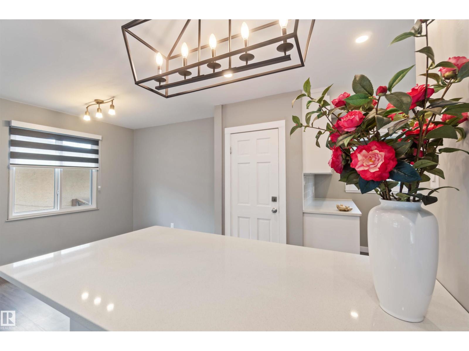 12268 131 St Nw, Edmonton, Alberta  T5L 1M9 - Photo 10 - E4462331