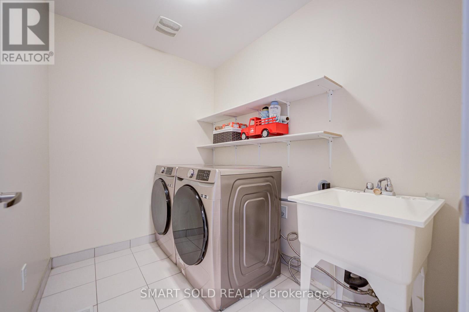 28 Avonmore Trail, Vaughan, Ontario  L6A 0H2 - Photo 37 - N12468948