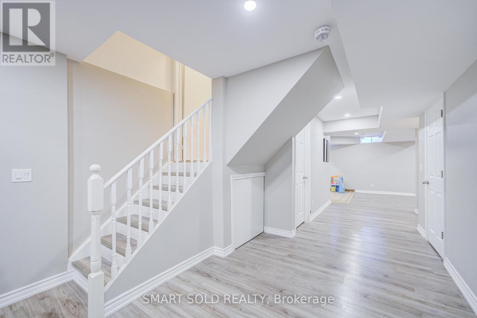 28 Avonmore Trail, Vaughan, Ontario  L6A 0H2 - Photo 40 - N12468948