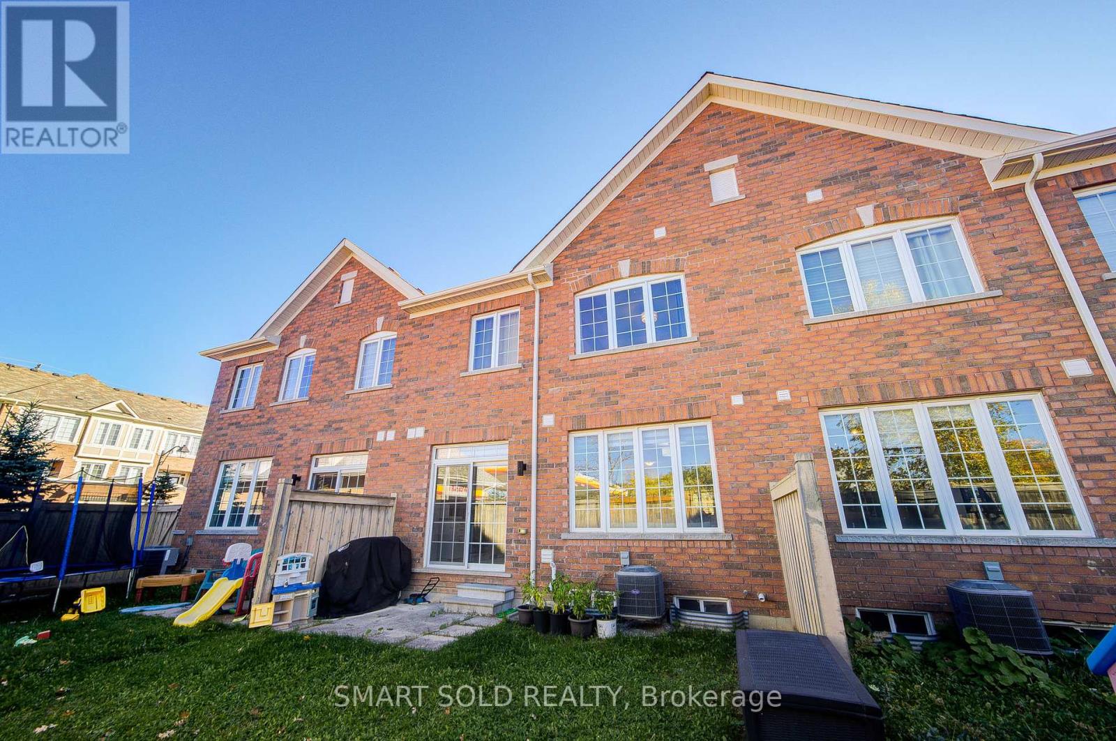 28 Avonmore Trail, Vaughan, Ontario  L6A 0H2 - Photo 45 - N12468948