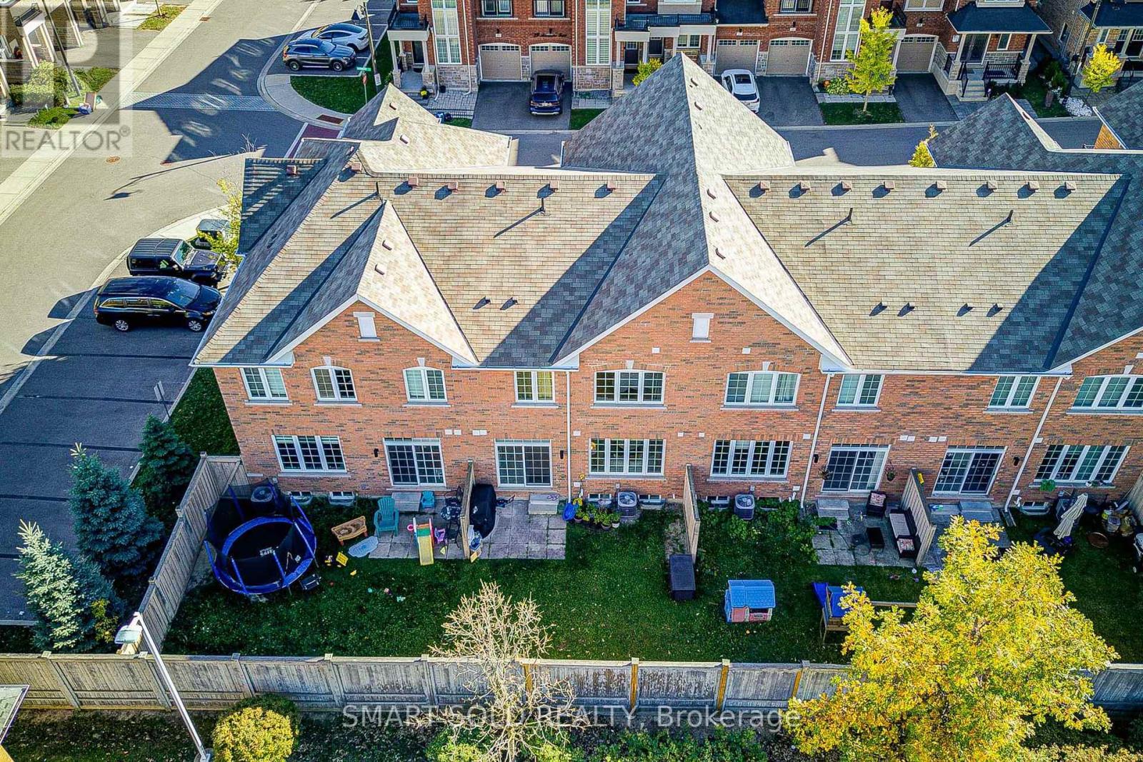 28 Avonmore Trail, Vaughan, Ontario  L6A 0H2 - Photo 7 - N12468948