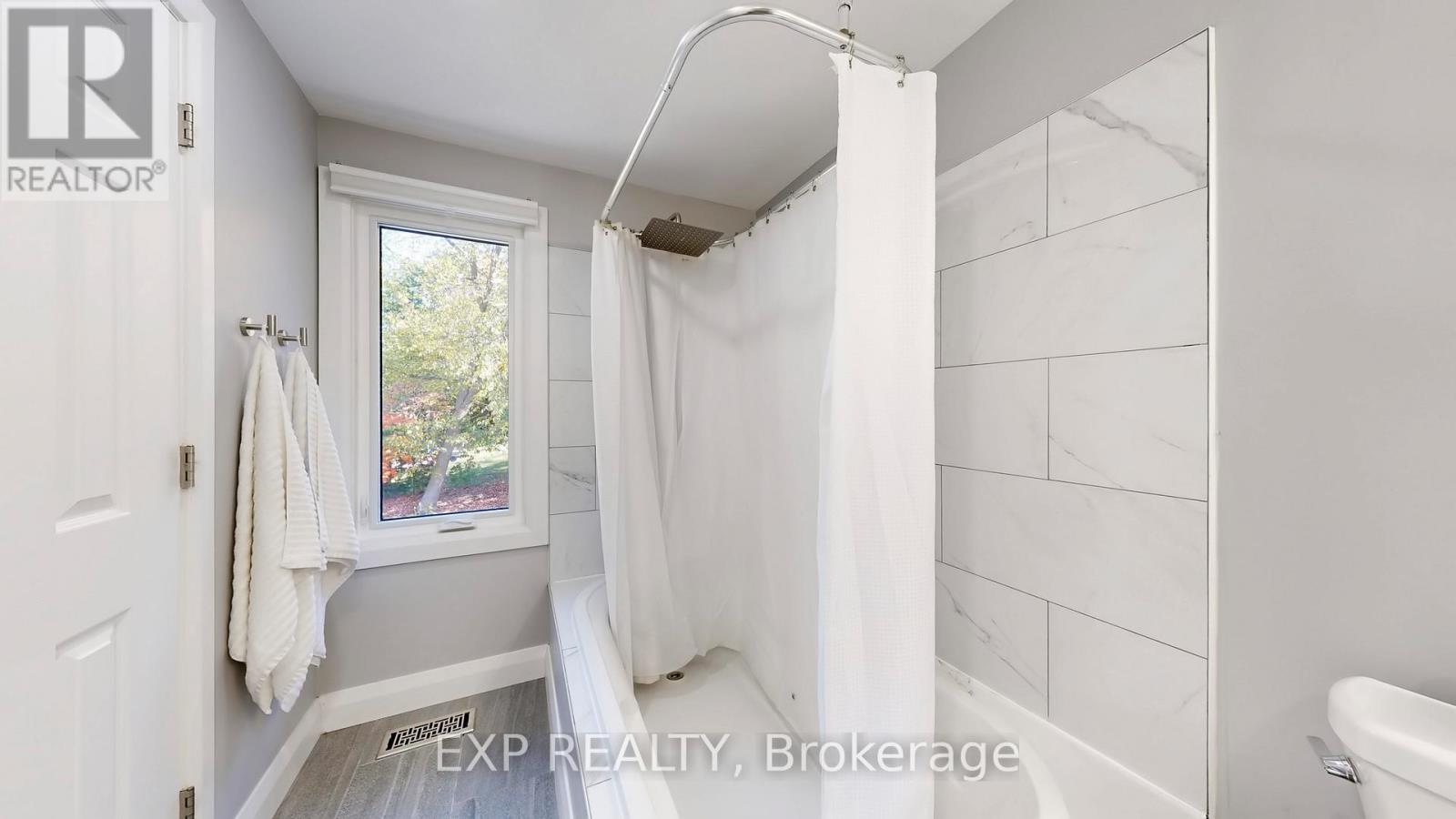 476 Aleah Crescent, Georgina, Ontario  L4P 1W9 - Photo 30 - N12468974