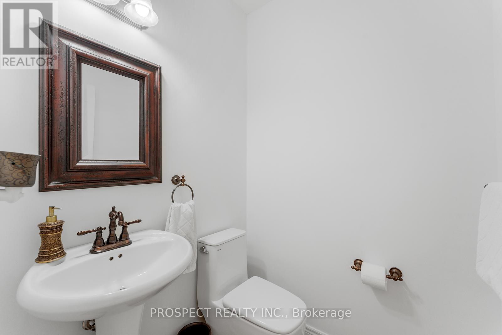 22 Worthview Drive, Vaughan, Ontario  L4H 0H9 - Photo 21 - N12469041