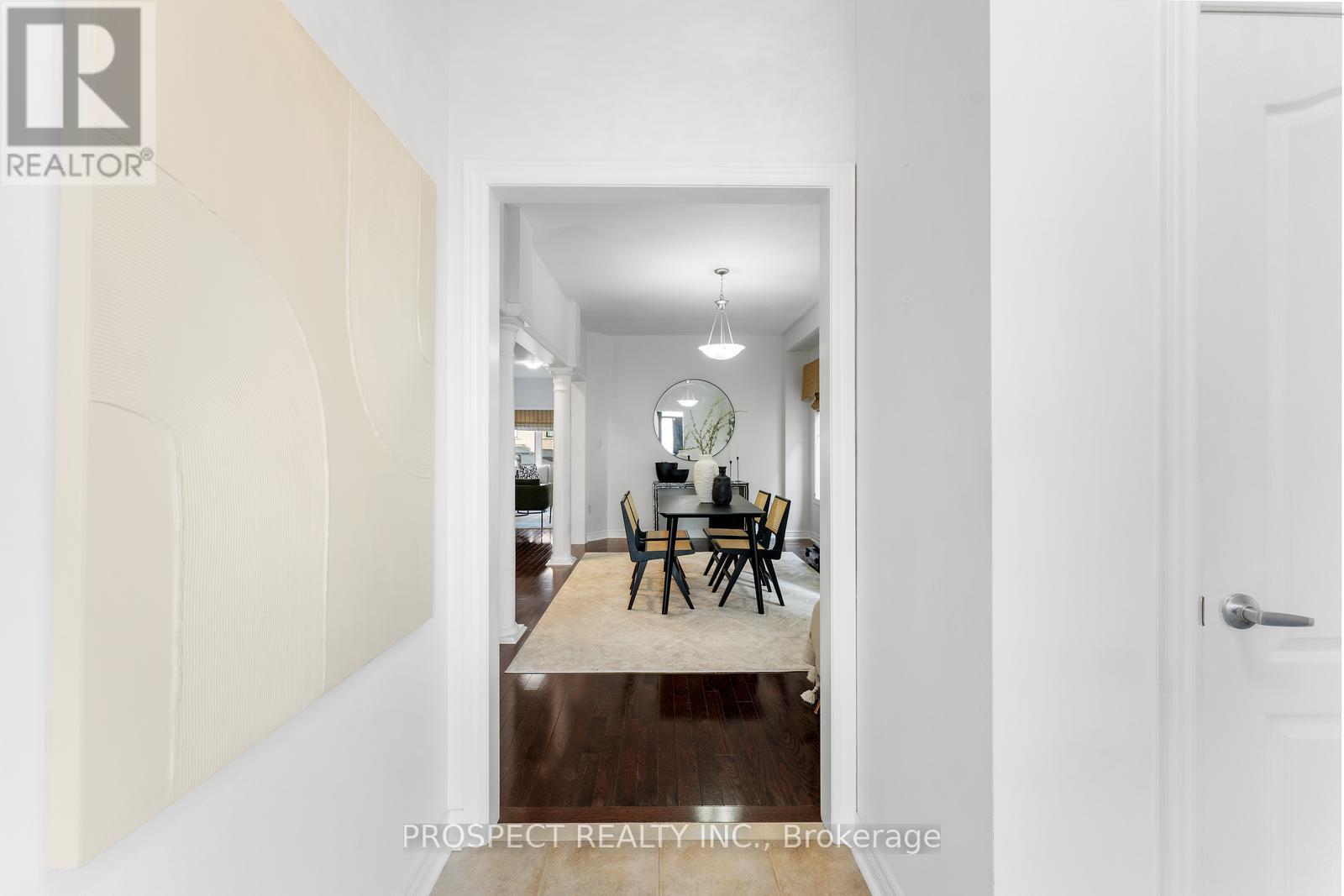 22 Worthview Drive, Vaughan, Ontario  L4H 0H9 - Photo 8 - N12469041