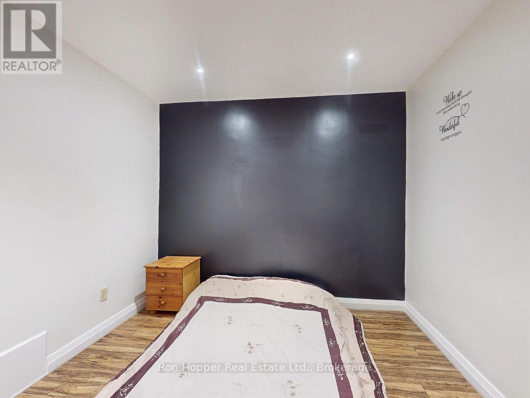 458 5th Avenue E, Owen Sound, Ontario  N4K 2R5 - Photo 39 - X12469084