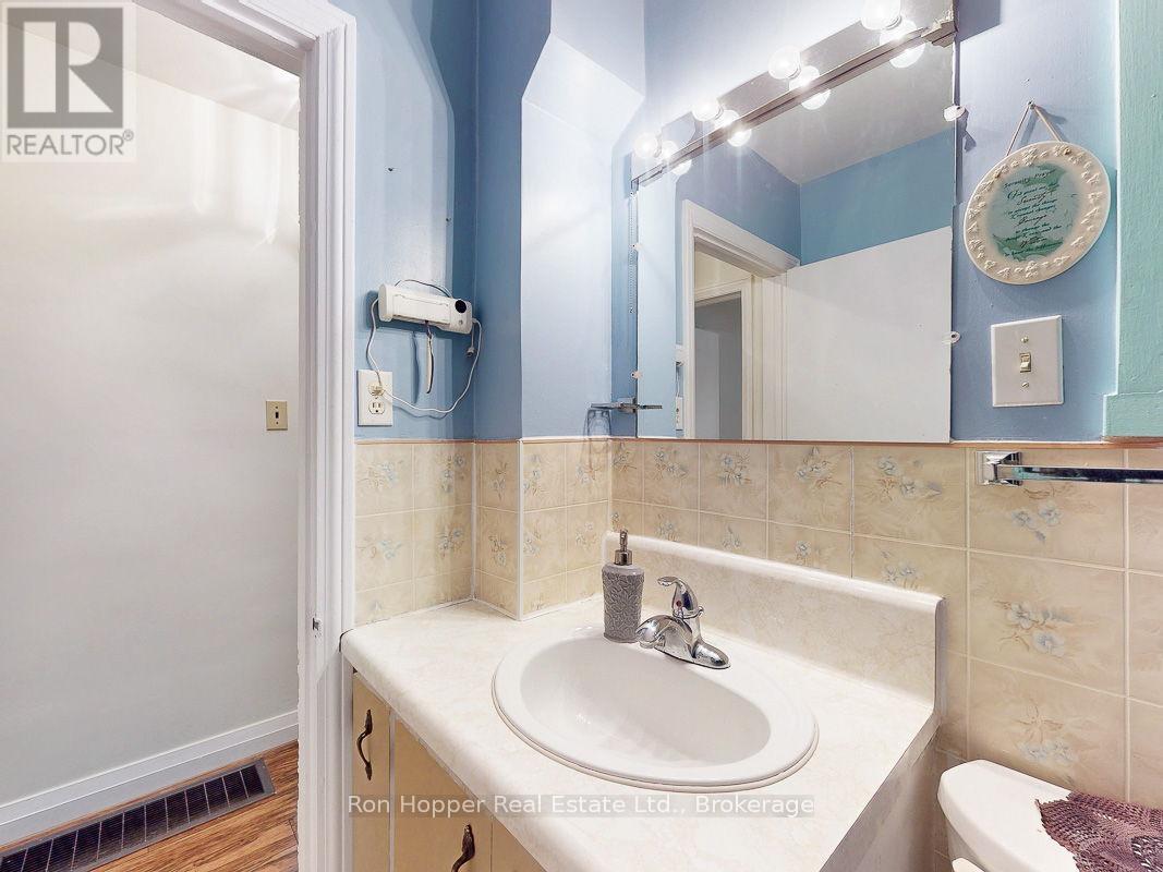 458 5th Avenue E, Owen Sound, Ontario  N4K 2R5 - Photo 42 - X12469084
