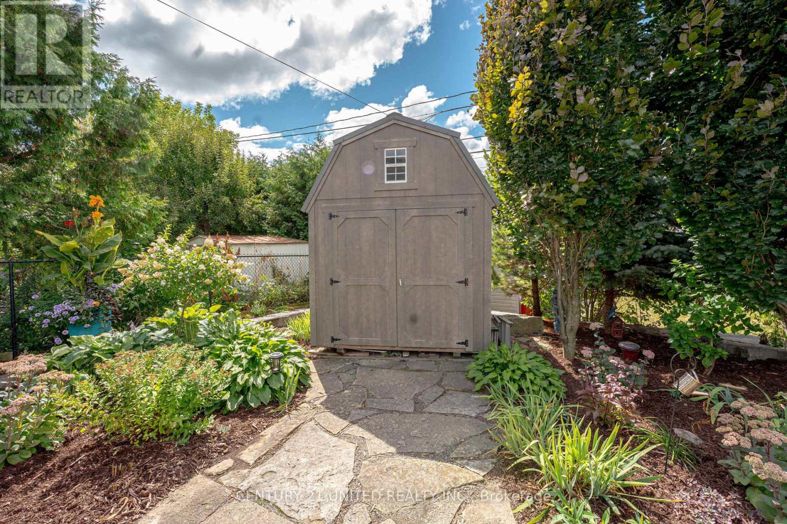 1 Wallace Street, Peterborough, Ontario K9H 1A8 - Photo 23 - X12469123