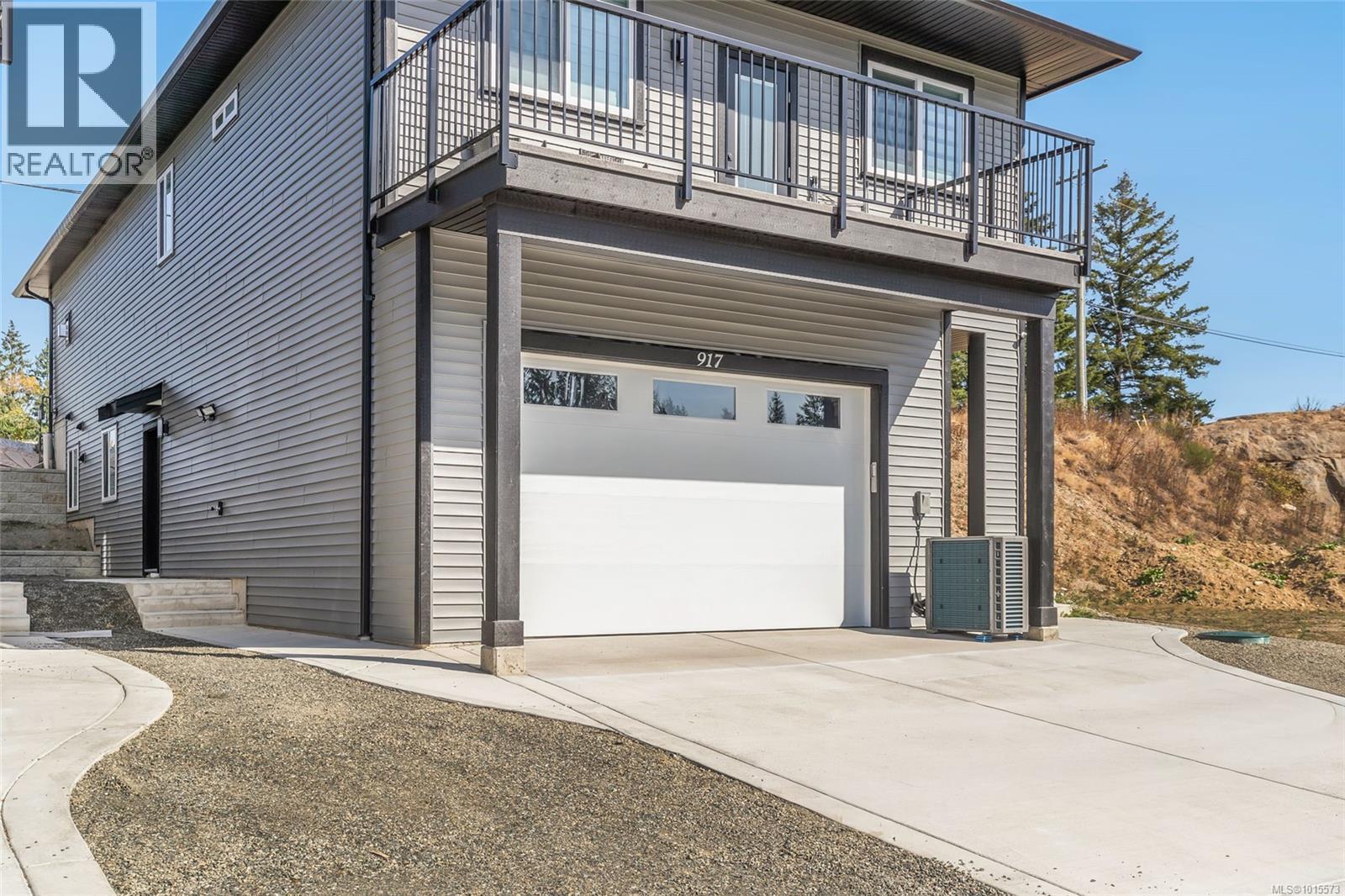 917 Old Victoria Rd, Nanaimo, British Columbia  V9R 0L3 - Photo 1 - 1015573