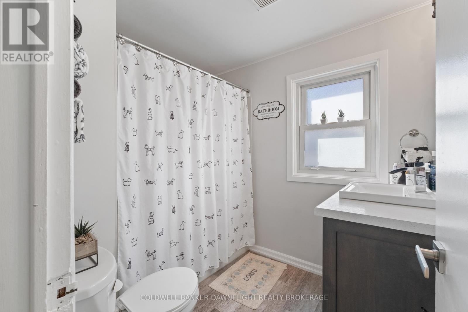106 Kensington Crescent, South Huron, Ontario  N0M 1Y0 - Photo 14 - X12469100