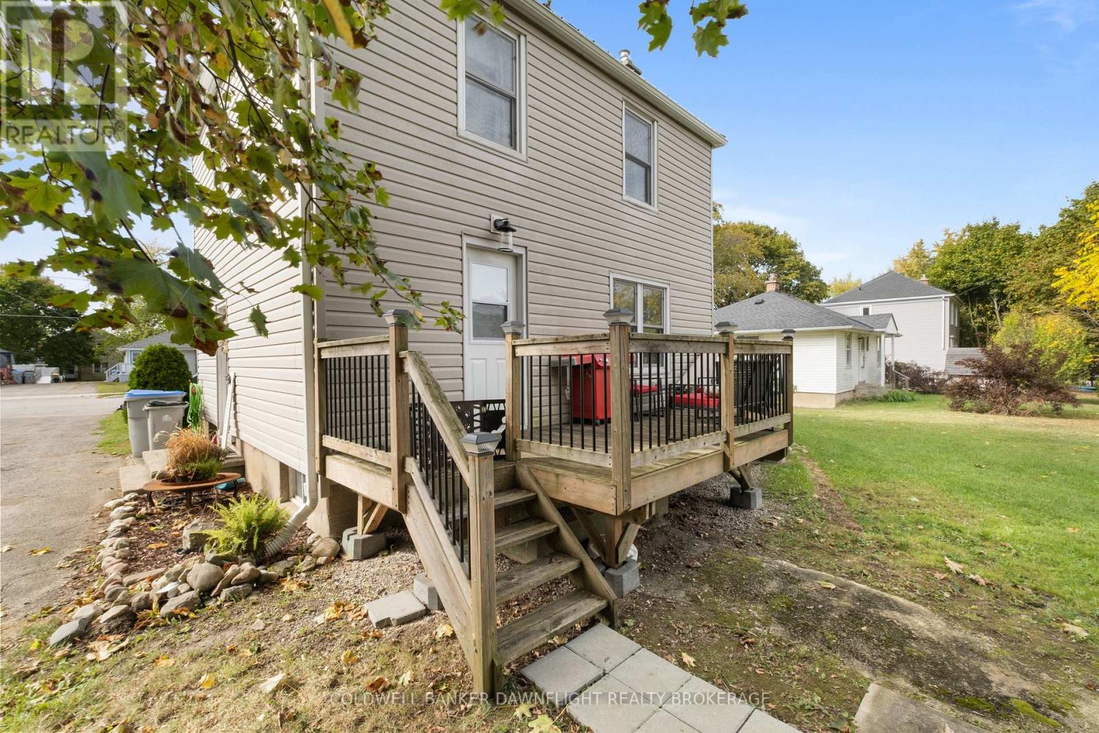 106 Kensington Crescent, South Huron, Ontario  N0M 1Y0 - Photo 22 - X12469100