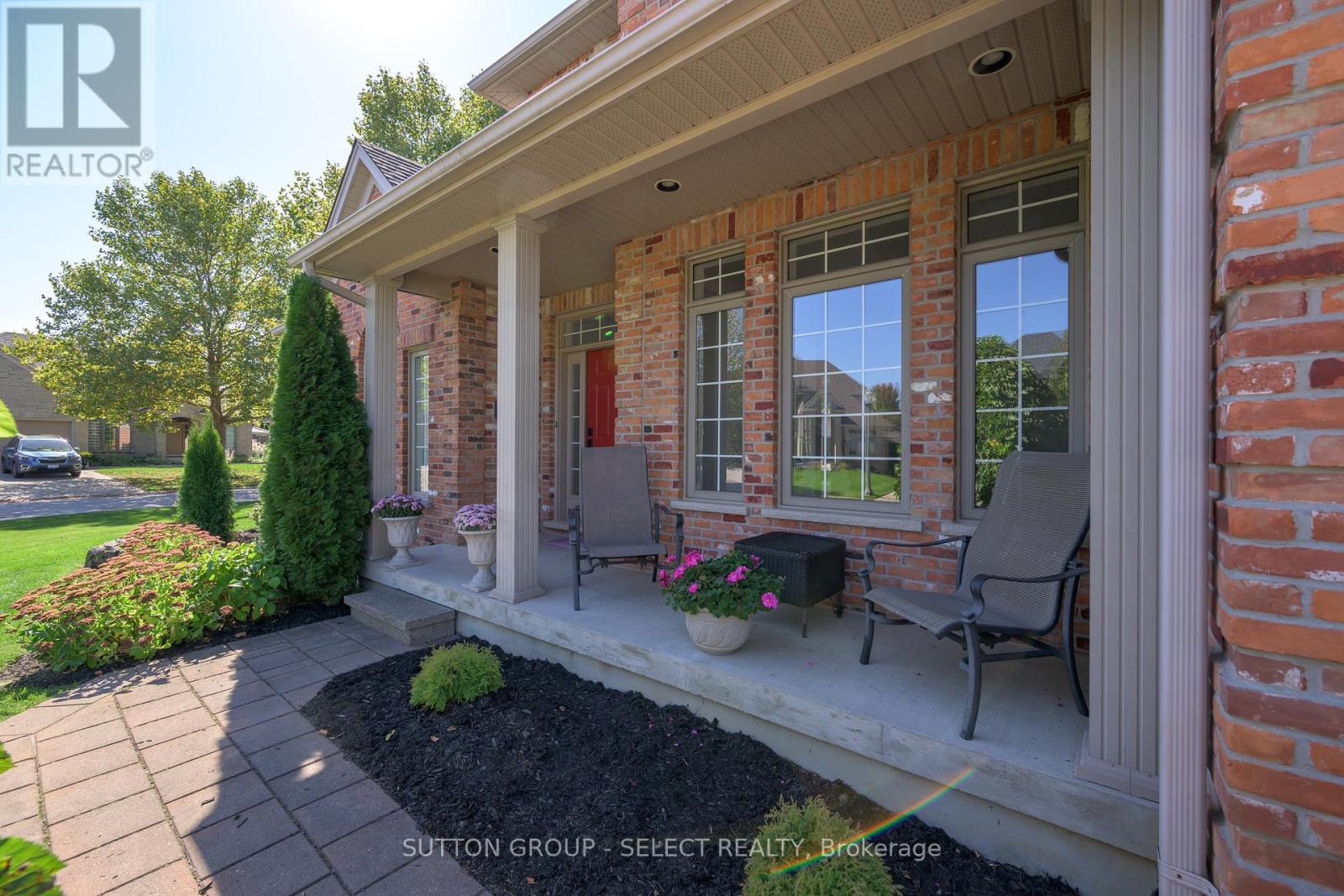 270 East Rivertrace Walk, London North, Ontario  N6G 5J7 - Photo 2 - X12469121