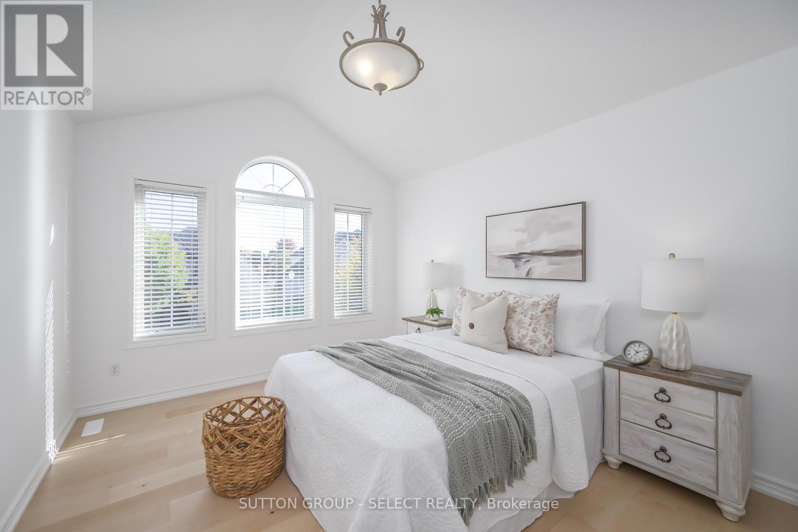270 East Rivertrace Walk, London North, Ontario  N6G 5J7 - Photo 34 - X12469121