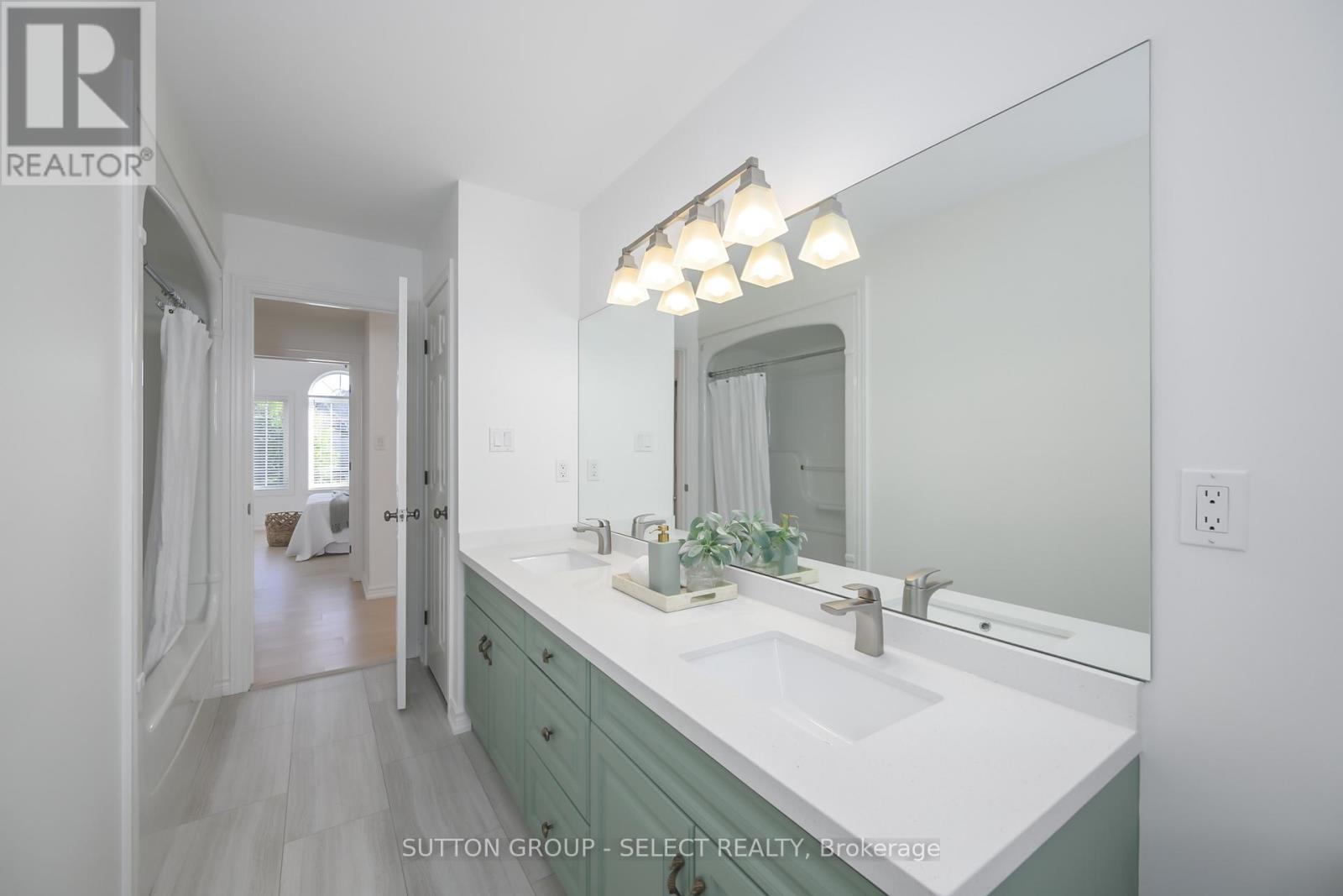 270 East Rivertrace Walk, London North, Ontario  N6G 5J7 - Photo 36 - X12469121